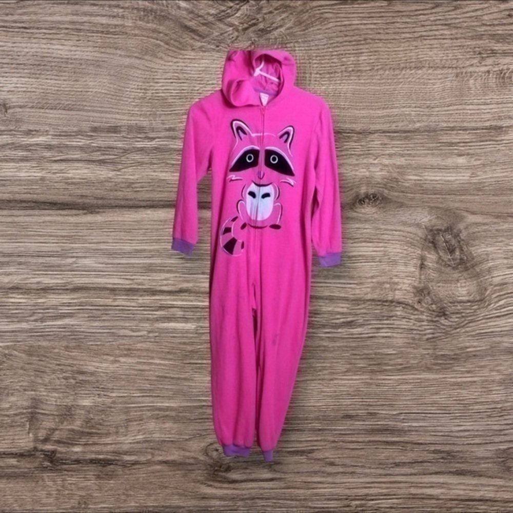 Cat and jack pink raccoon onesie/hooded pajamas. Large.
